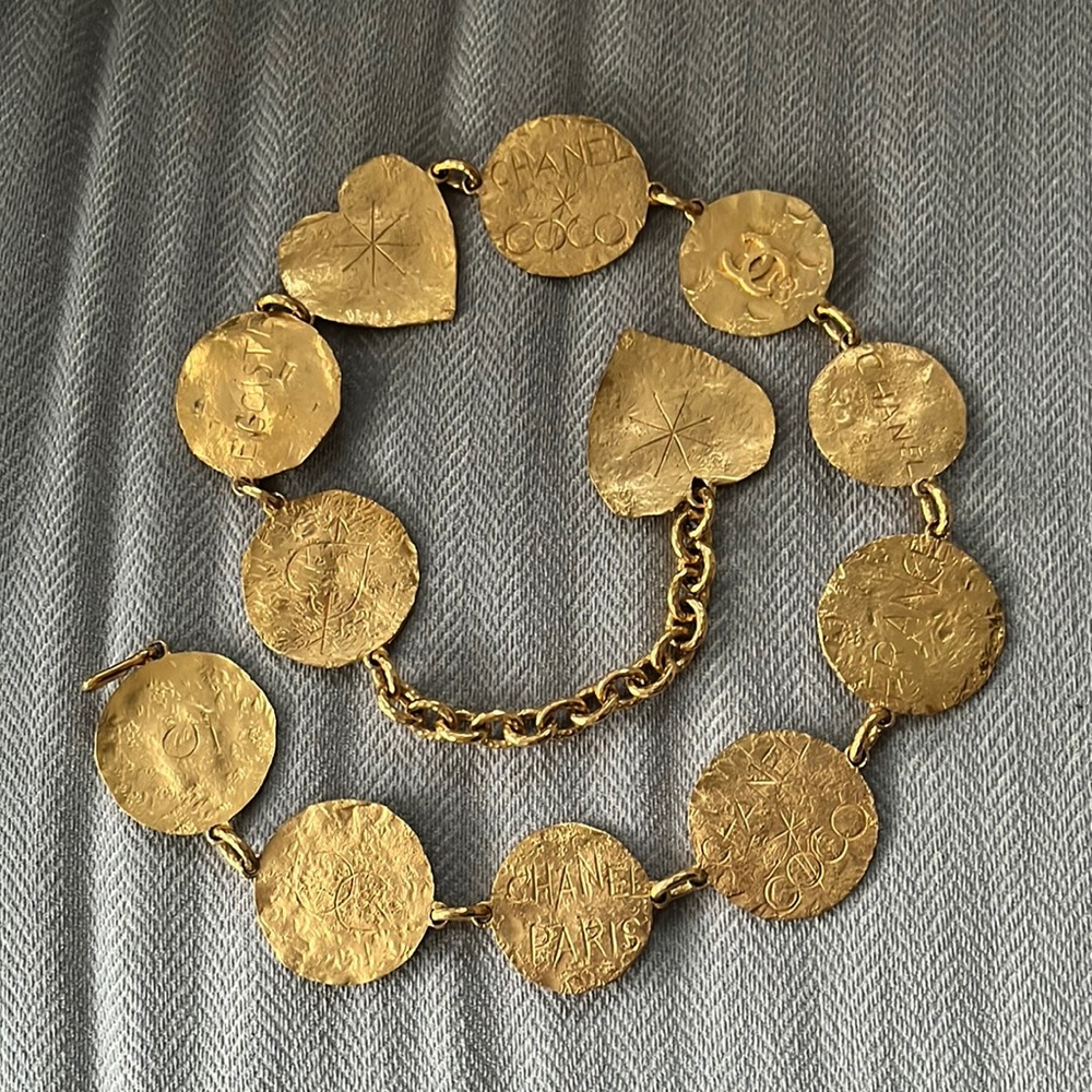 Stunning gold Chanel belt